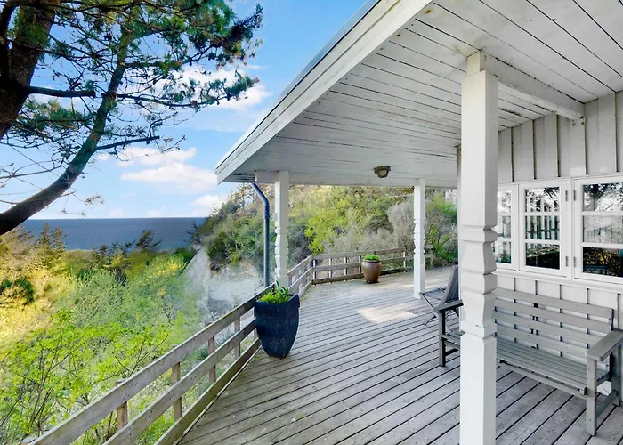 On Island With Exceptional Sea View Fur